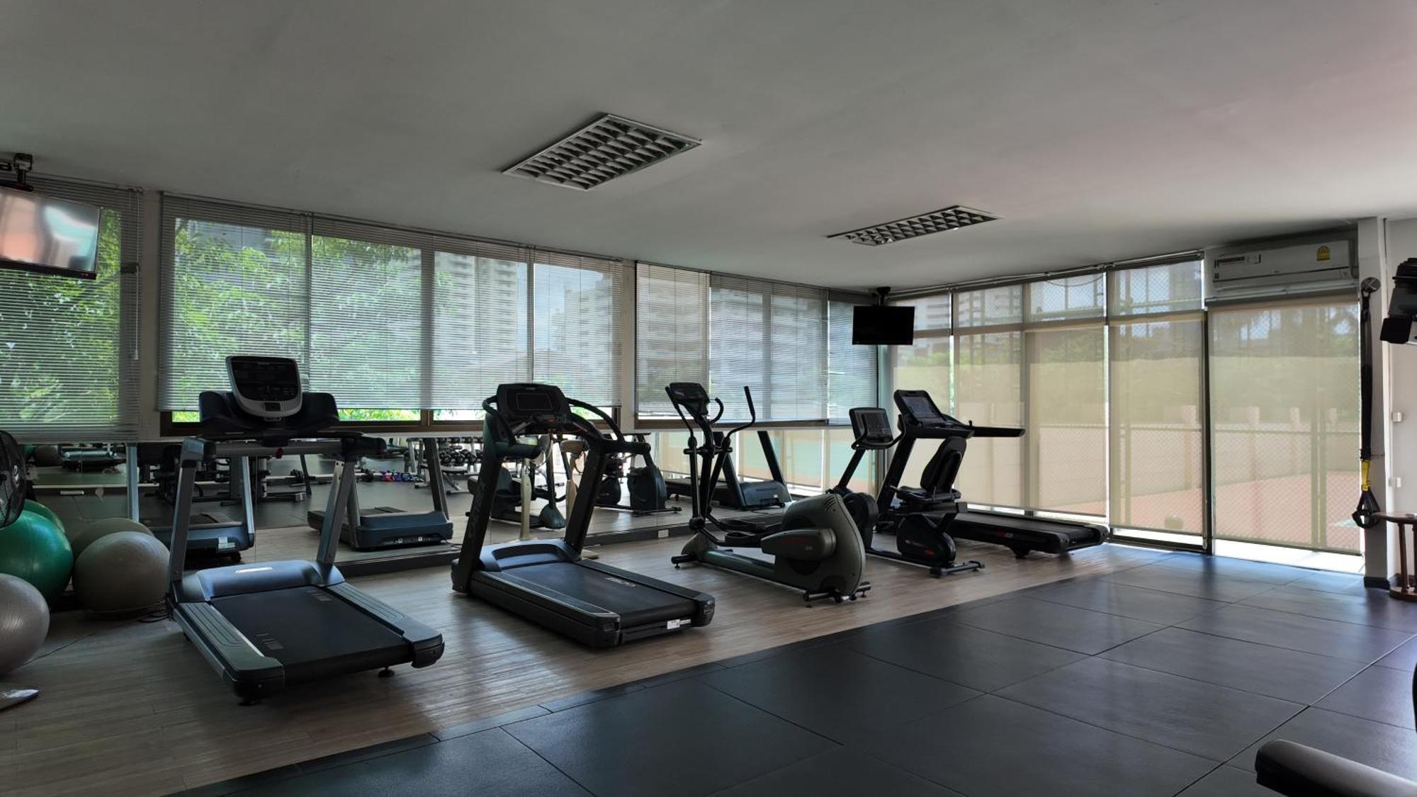 Charan Tower Residences By Aspira Bangkok Dış mekan fotoğraf